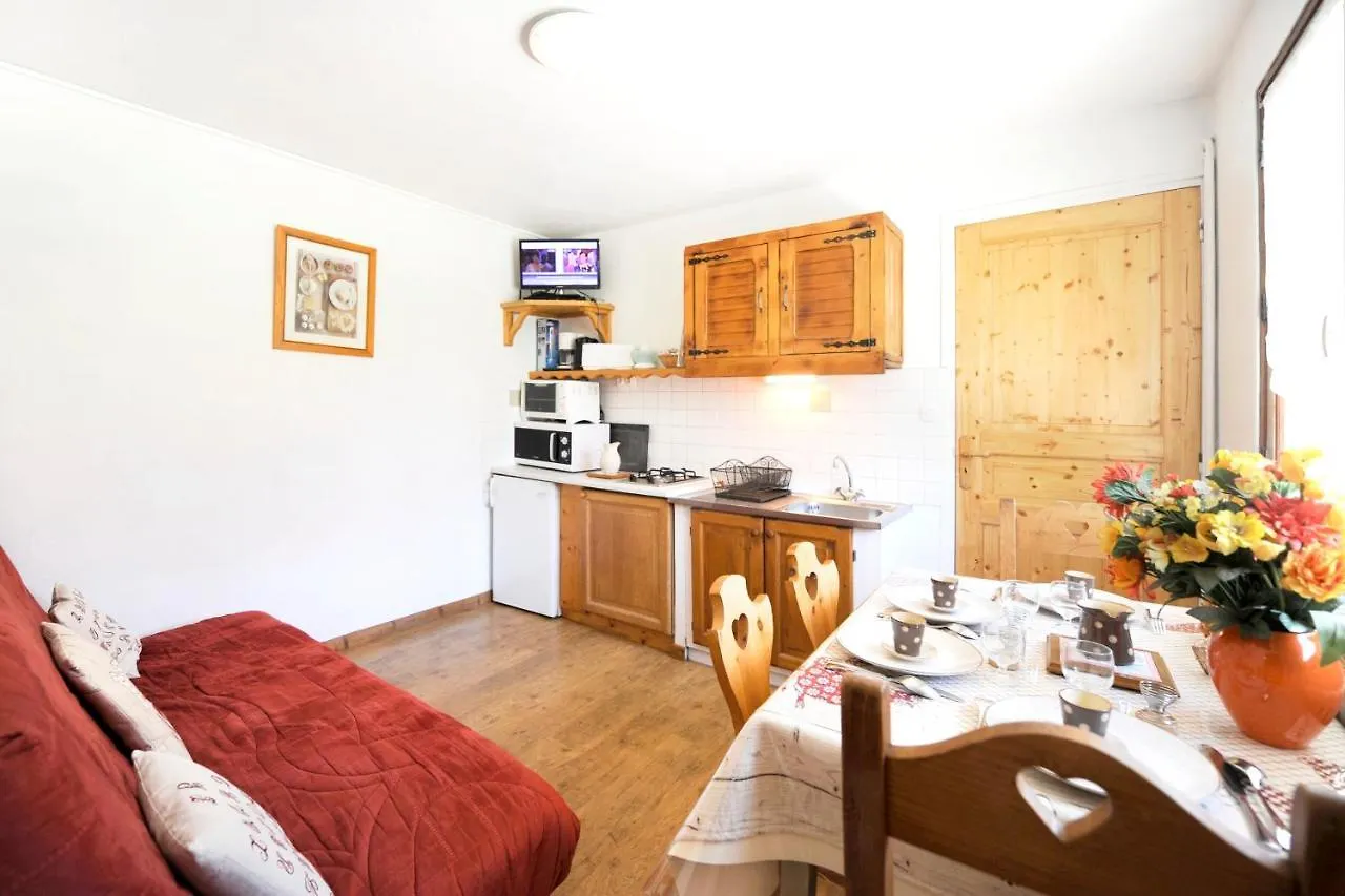 Appartement Cosy Les Menuires 35 M² Vue Montagne & Terrasse Saint-Martin-de-Belleville Apartment