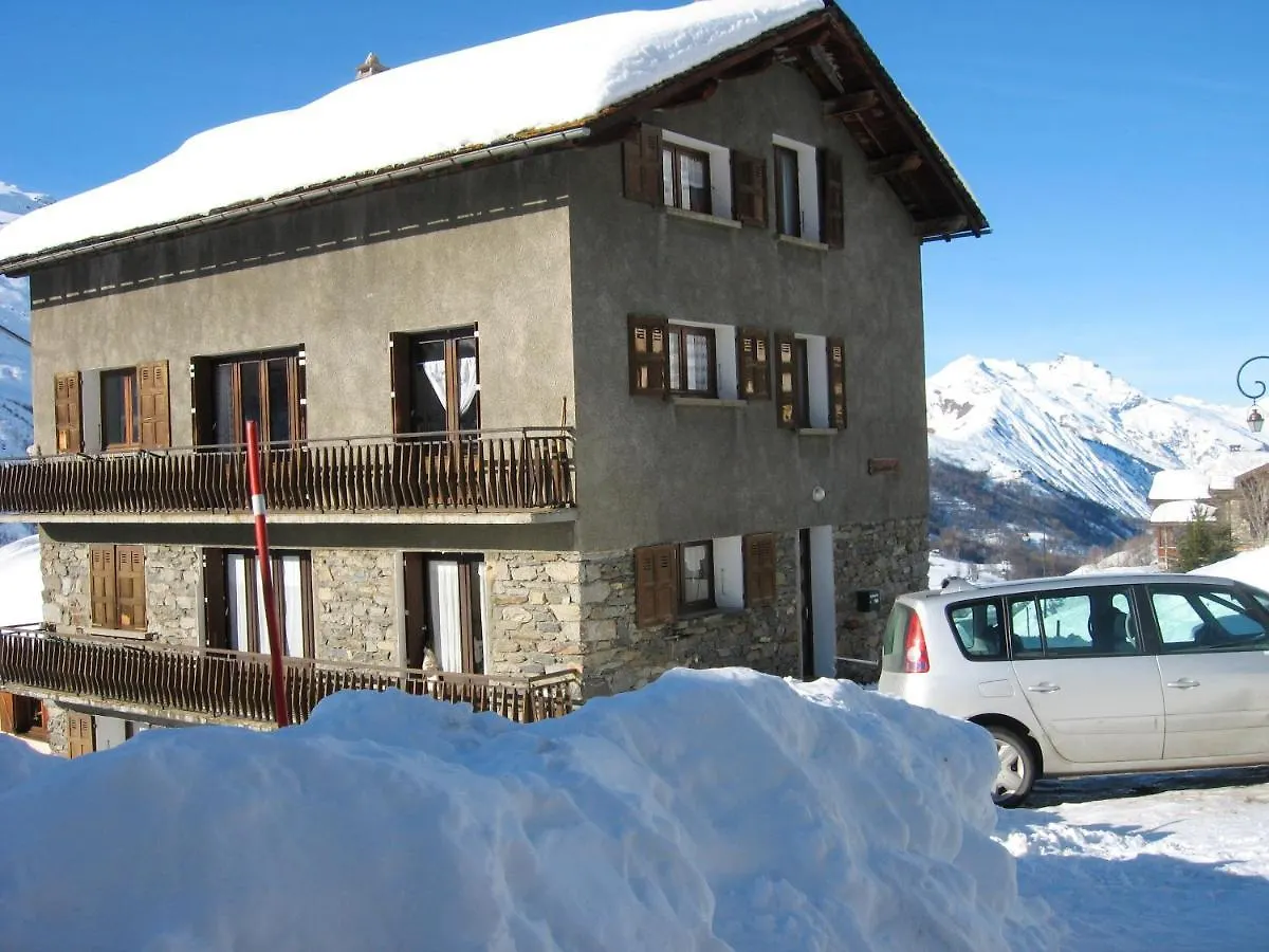 Appartement Cosy Les Menuires 35 M² Vue Montagne & Terrasse Saint-Martin-de-Belleville Apartment